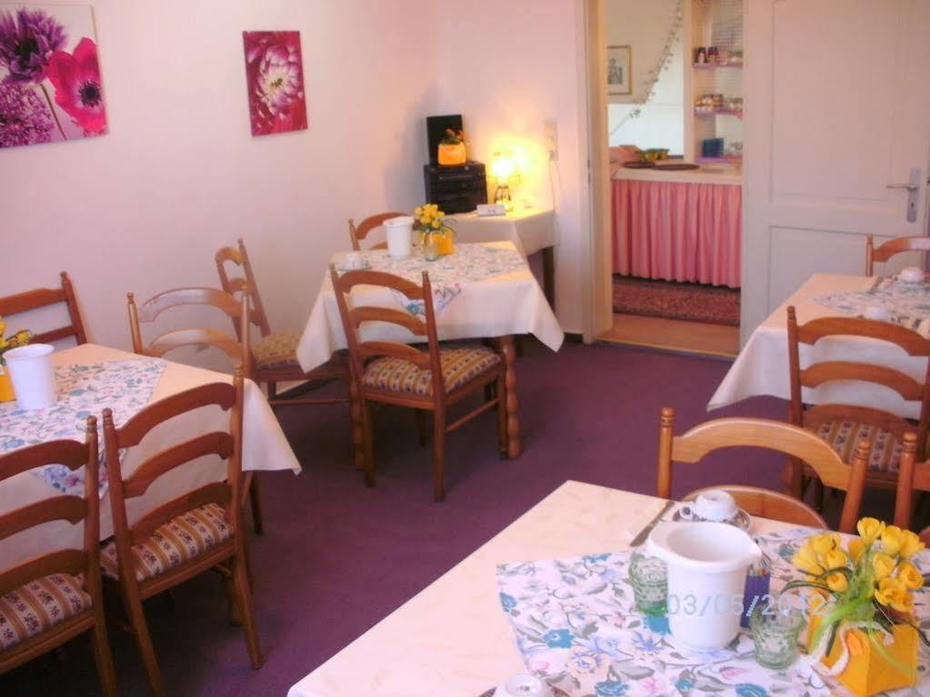Hotel Am Hindenburgplatz Appenweier Esterno foto